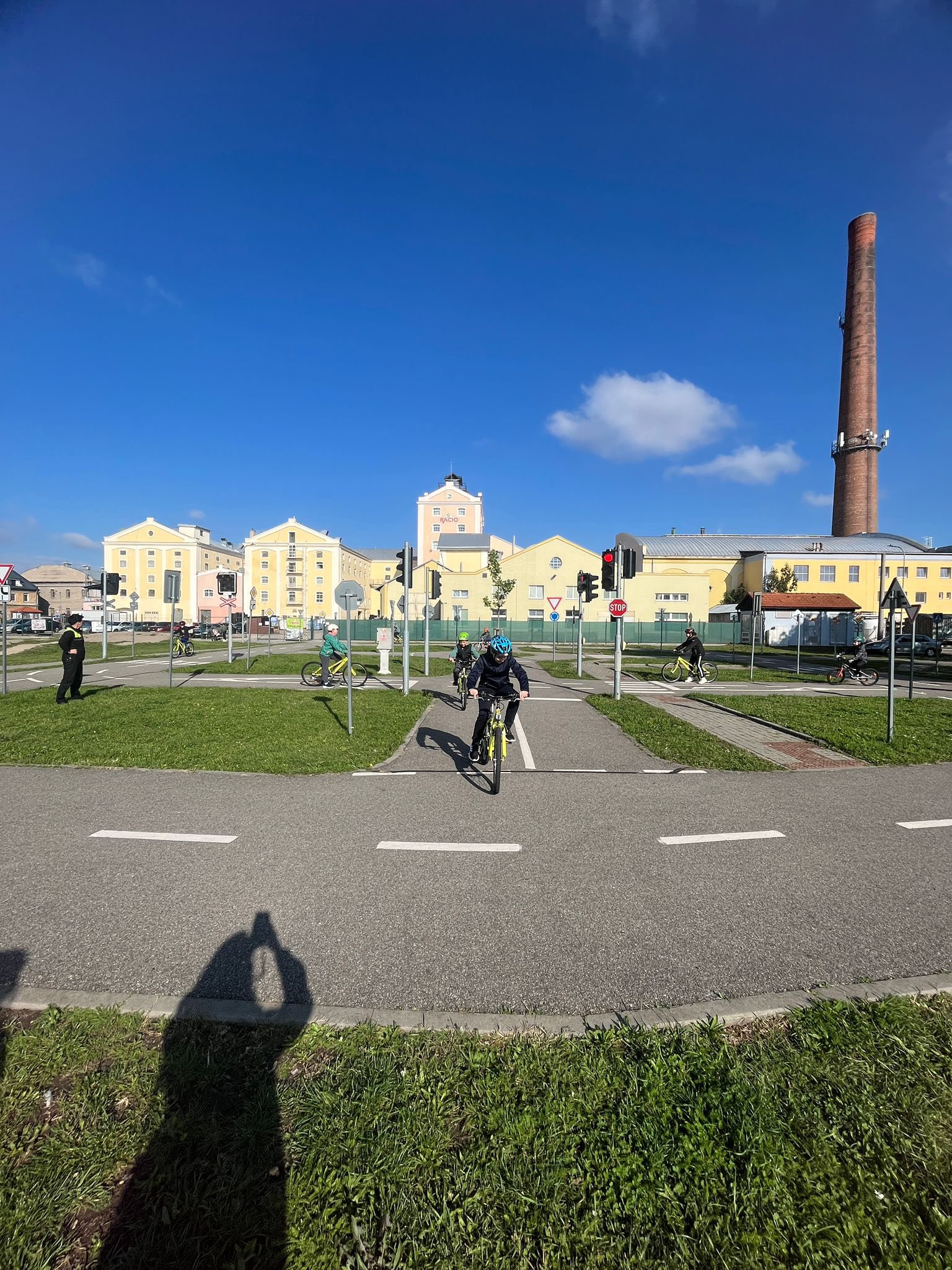 555630143 1357905835693001 3135614719390149013 n